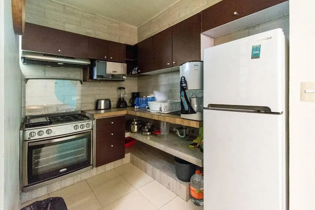 Cenote Penthouse Terraza & Jacuzzi Panoramicos, Muy Amplio, 2 Pisos Para Tu Uso Personal Y Exclusivo, 3 Recamaras, Excelente Ubicacion, La Playa Y La Quinta Av Caminando A 10 Minutos, Cerca De Restaurantes, Bares, Bancos, Nomadas Digitales 150 Mbps Playa del Carmen Messico