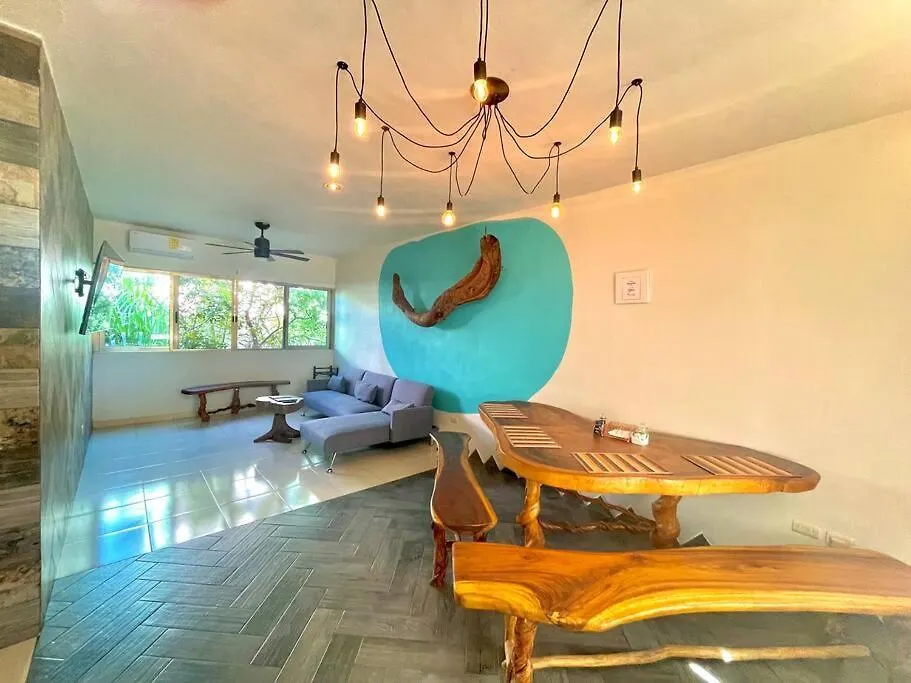 Cenote Penthouse Terraza & Jacuzzi Panoramicos, Muy Amplio, 2 Pisos Para Tu Uso Personal Y Exclusivo, 3 Recamaras, Excelente Ubicacion, La Playa Y La Quinta Av Caminando A 10 Minutos, Cerca De Restaurantes, Bares, Bancos, Nomadas Digitales 150 Mbps Playa del Carmen Messico